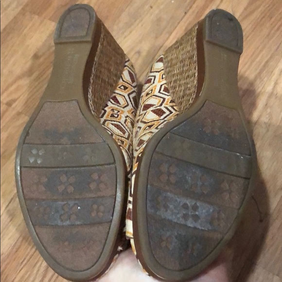 Naturalizer N5 comfort peep toe geometric wedges - Picture 3 of 4